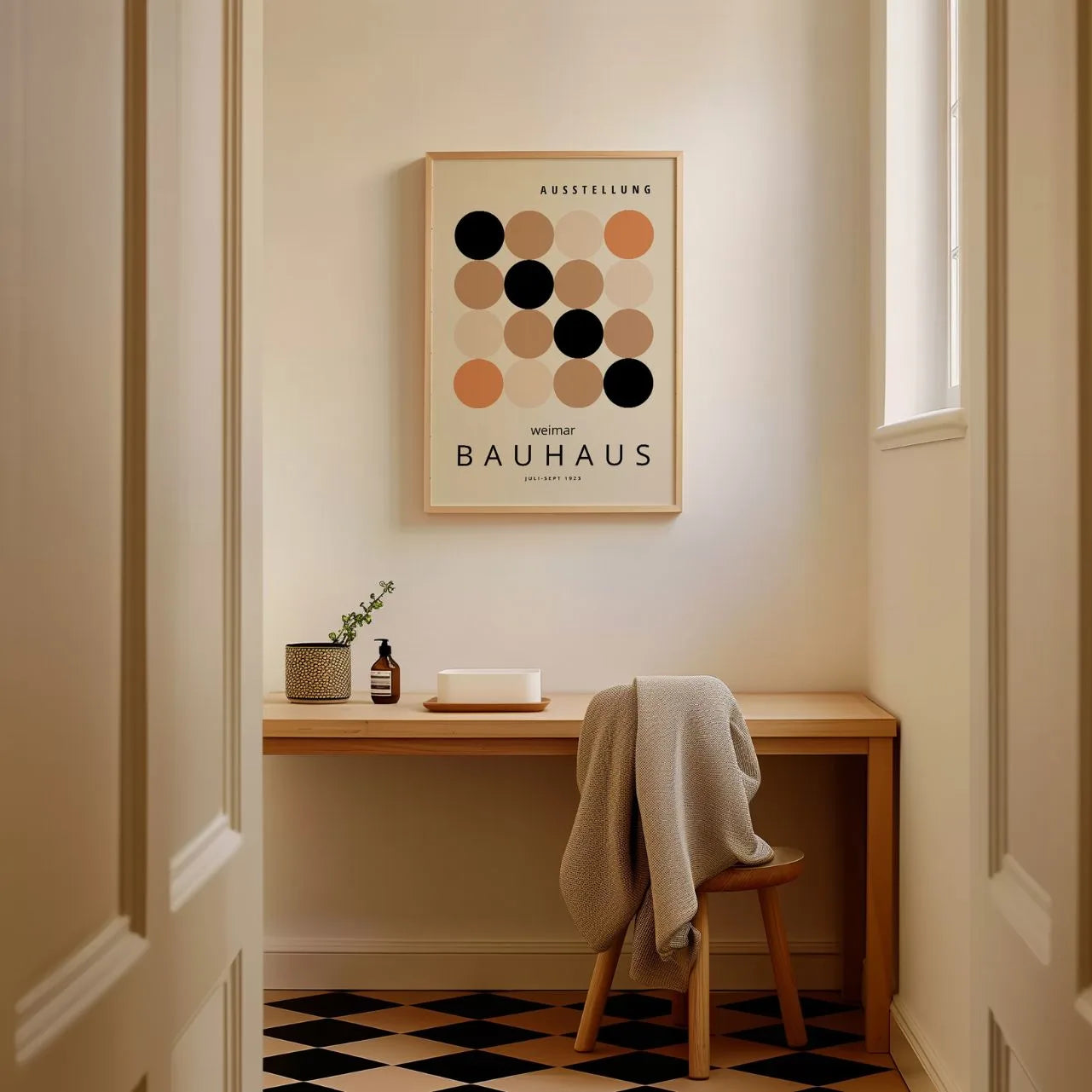 Bauhaus Beige Serenidad Póster