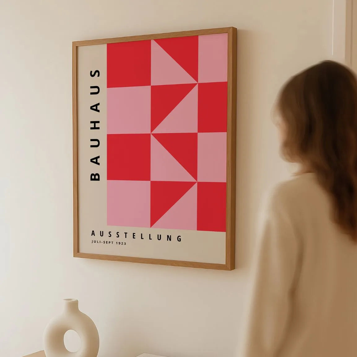 Bauhaus Triángulos Rojo Rosa Póster