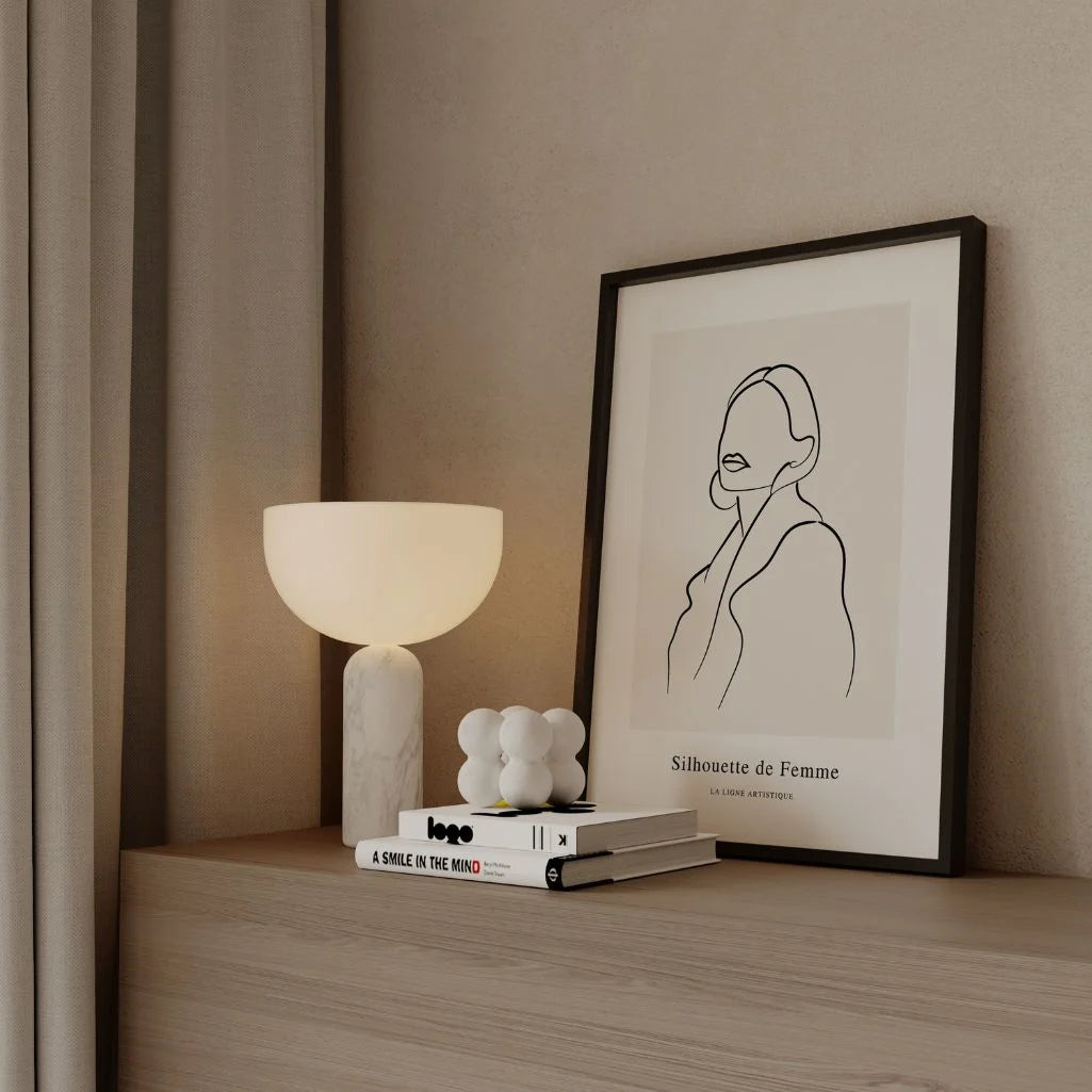 Póster – Mujer elegante con abrigo