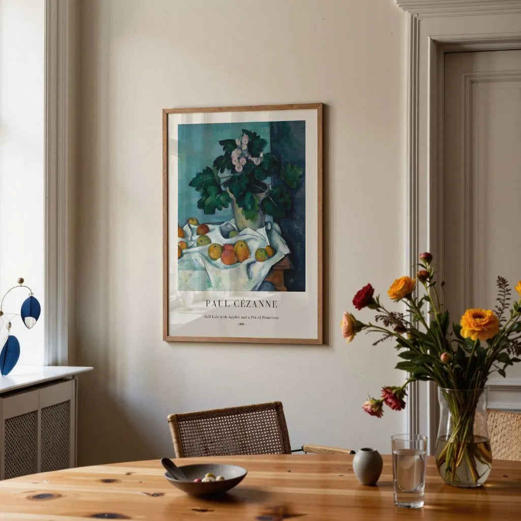 Paul Cézanne – Naturaleza muerta con manzanas y maceta de prímulas Póster